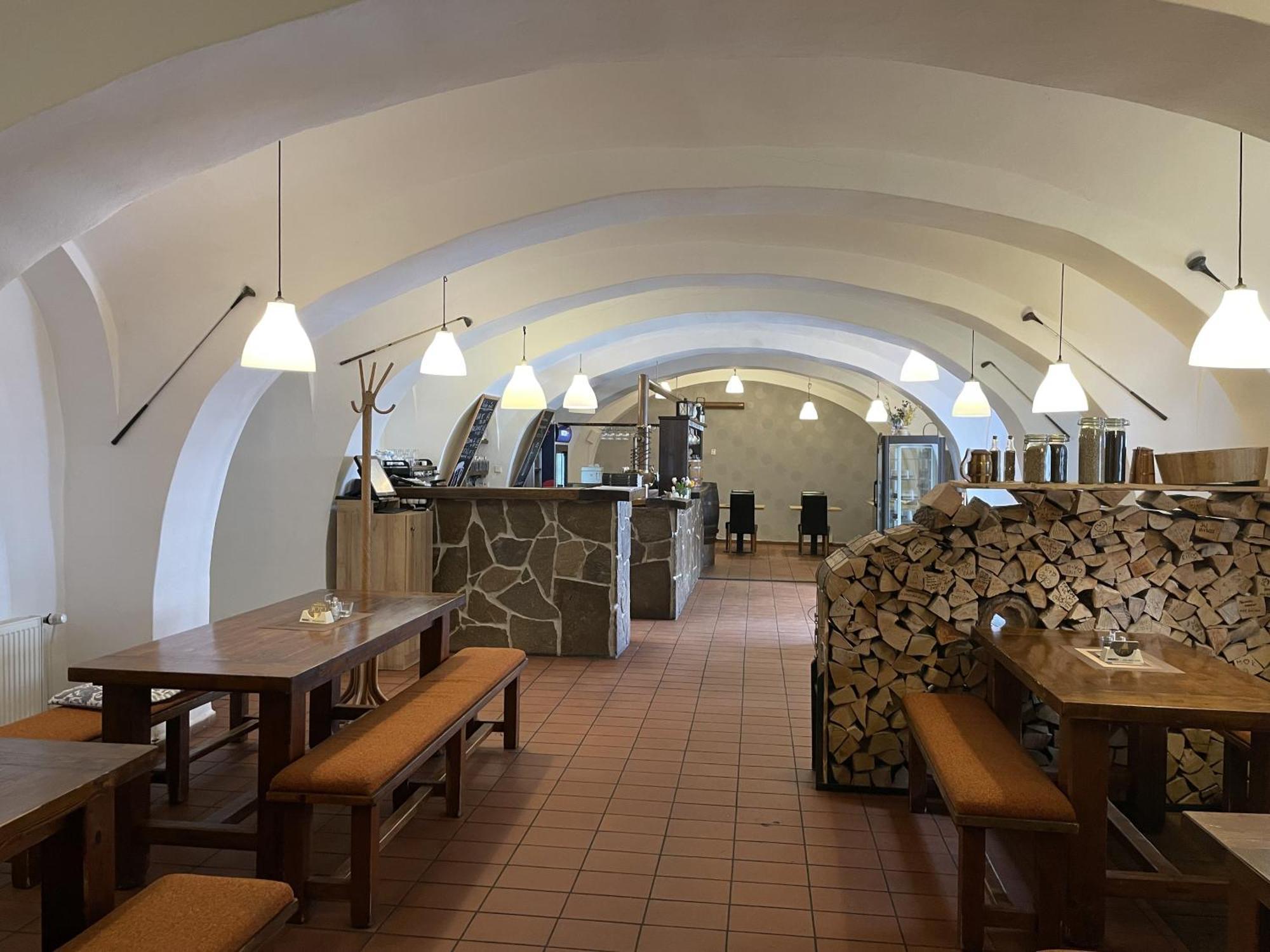 Wellness Hotel Svachovka Mirkovice Exterior photo